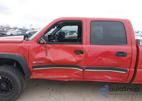 2004 Chevrolet Silverado 2500 Ls из США, поврежденный, VIN 1GCGC23U34F177550